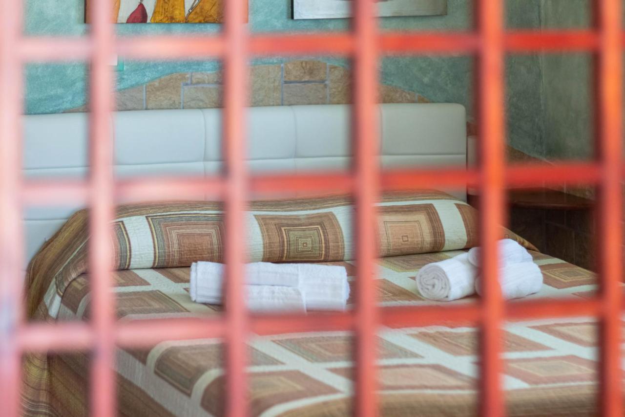 Roccabianca Rooms & Studios Stintino Ngoại thất bức ảnh